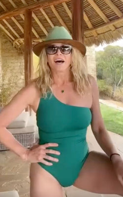 Chelsea Handler in shaping swimsuit by Ta3