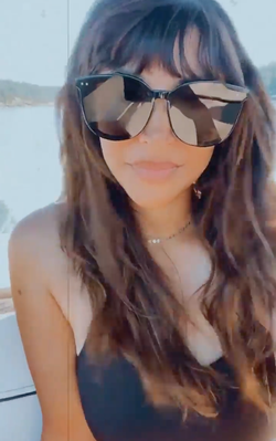 Hannah Simone in Lacey!